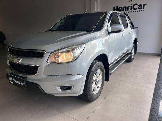 CHEVROLET S10 2.8 LT 4X4 CD 16V TURBO DIESEL 4P MANUAL CHEVROLET S10 2.8 LT 4X4 CD 16V TURBO DIESEL 4P MANUAL